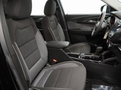 Used 2023 Chevrolet TrailBlazer LS image 46