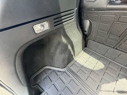 Used 2016 Honda HR-V EX-L image 50