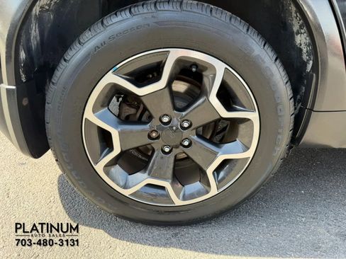 Used 2014 Subaru Crosstrek 2.0i Premium w/ Moonroof Package image 18