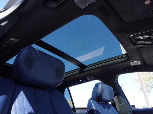 New 2026 Cadillac Vistiq Premium Luxury image 13