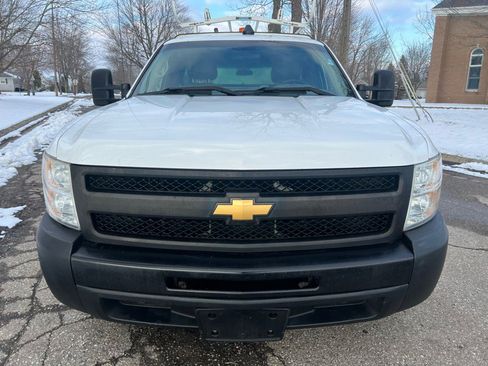 Used 2013 Chevrolet Silverado 1500 W/T image 3