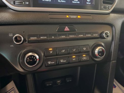 Used 2021 Kia Sportage LX AWD/4WD image 33