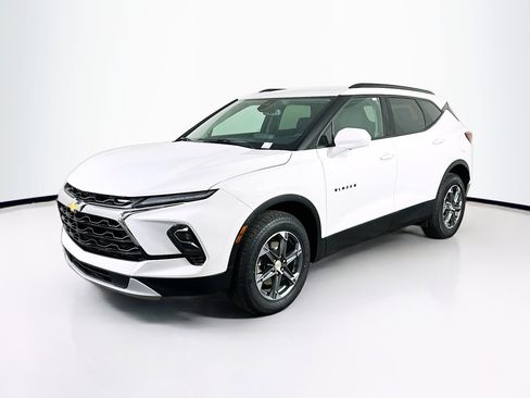 Used 2023 Chevrolet Blazer LT w/ Convenience Package image 3