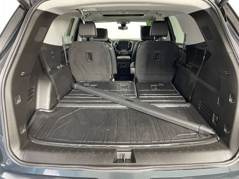 Used 2020 Chevrolet Traverse Premier w/ LPO, Floor Liner Package AWD/4WD image 17