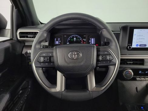 Used 2025 Toyota 4Runner SR5 image 21