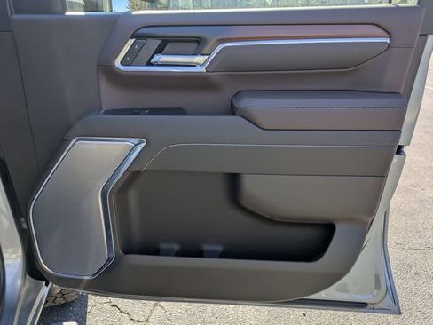 New 2026 GMC Sierra 2500 Denali w/ Denali Reserve Package AWD/4WD image 38