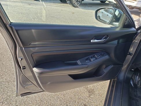 Used 2021 Nissan Altima 2.5 SR image 10