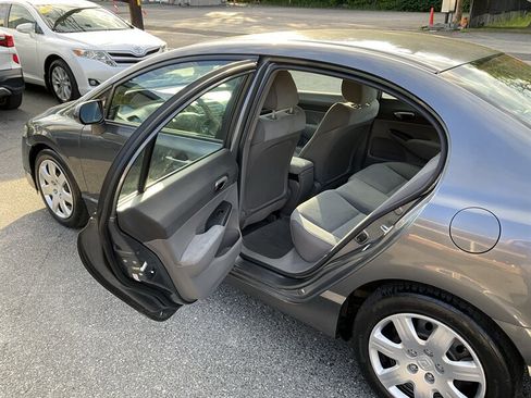 Used 2010 Honda Civic LX image 13
