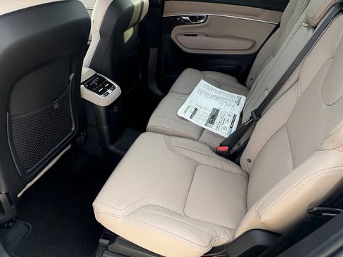 New 2026 Volvo XC90 T8 Ultra w/ Lounge Package AWD/4WD image 22