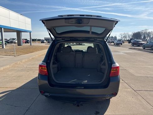 Used 2010 Toyota Highlander 4WD image 15