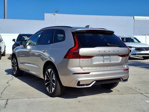 New 2026 Volvo XC60 B5 Plus w/ Protection Package Premier image 5