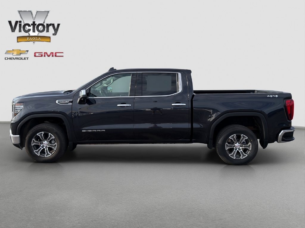 Used 2026 GMC Sierra 1500 SLT AWD/4WD image 3