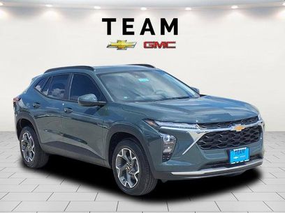 New 2026 Chevrolet Trax LT w/ Driver Confidence Package