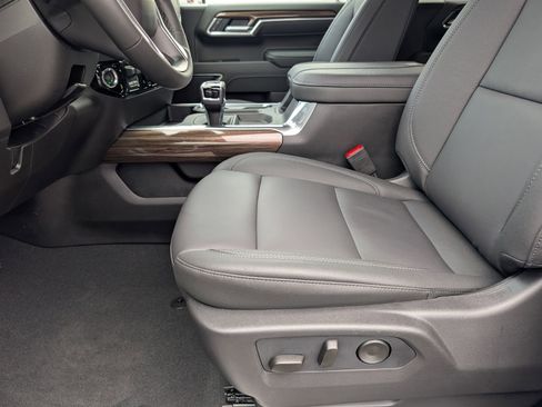 New 2026 Chevrolet Silverado 1500 LT AWD/4WD image 8