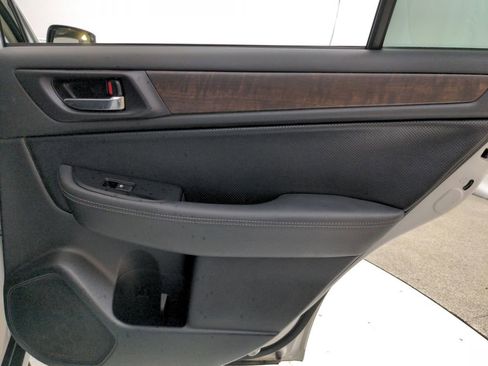 Used 2016 Subaru Outback 2.5i Limited image 31