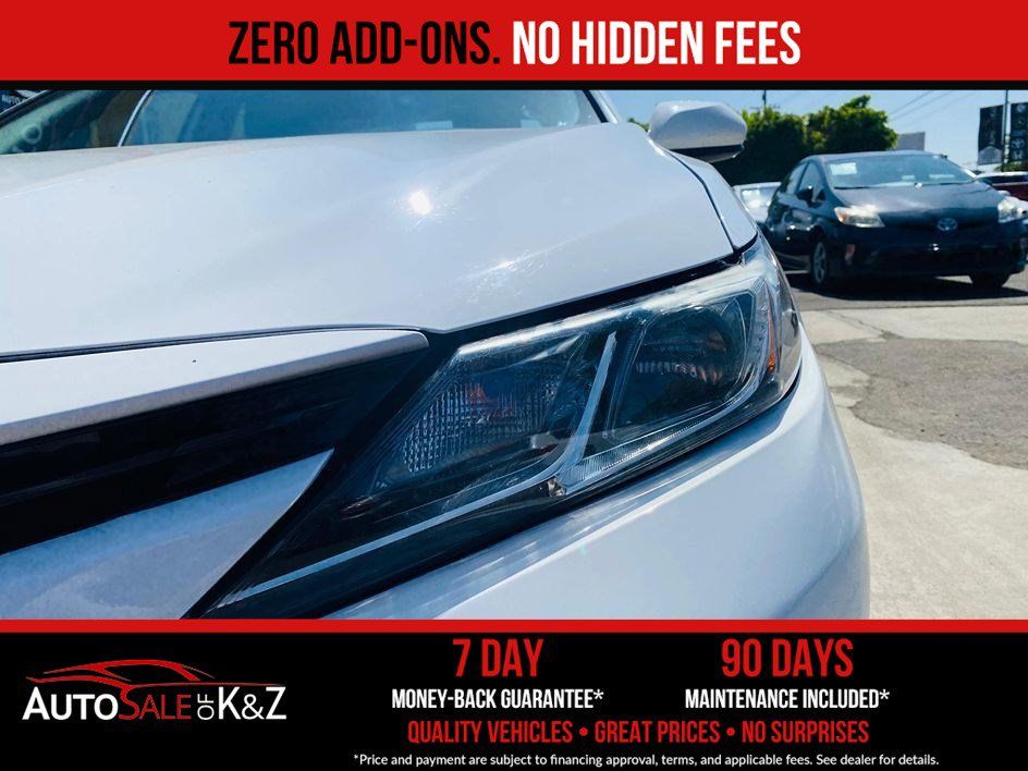 Used 2019 Toyota Camry LE FWD image 18