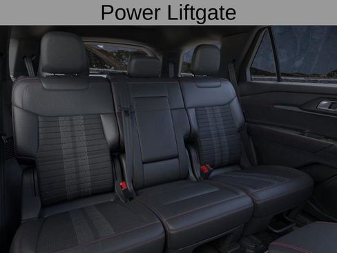 New 2026 Ford Explorer ST-Line w/ ST-Line Street Pack image 12