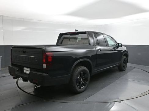 New 2026 Honda Ridgeline Black Edition image 8