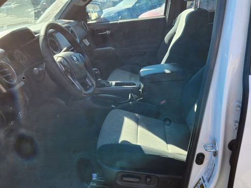 Used 2023 Toyota Tacoma TRD Off-Road image 16