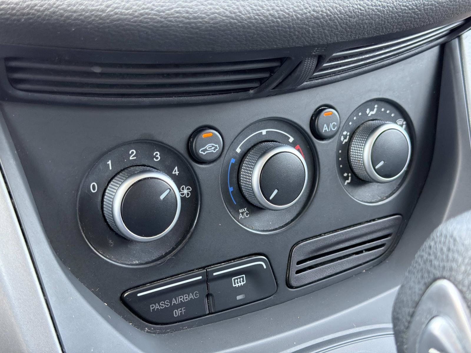 Used 2014 Ford Escape SE FWD image 24