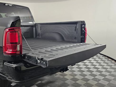 New 2026 RAM 2500 Big Horn AWD/4WD image 15