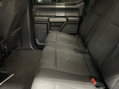 Used 2019 Ford F150 XLT w/ Equipment Group 302A Luxury RWD image 8