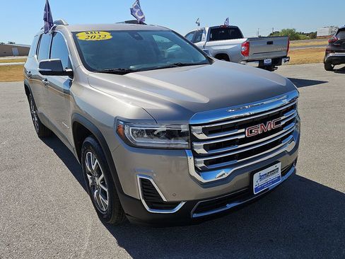 Used 2022 GMC Acadia SLE w/ Driver Convenience Package FWD image 11