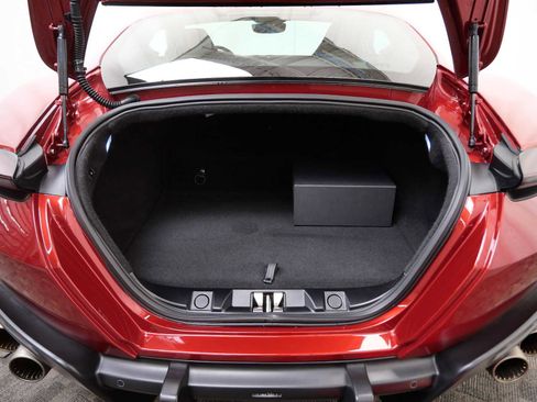 Certified 2021 Ferrari Roma RWD image 29