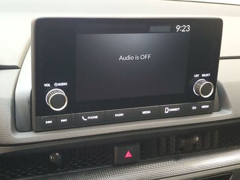 Certified 2025 Honda CR-V LX image 4