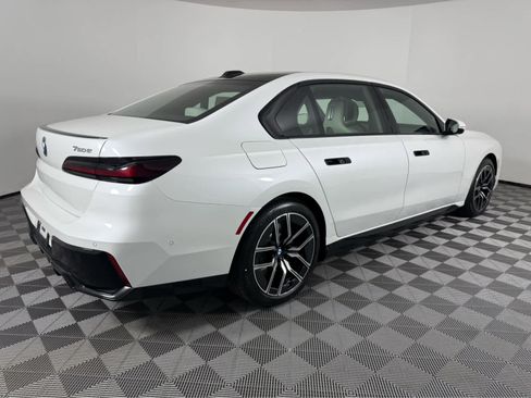 New 2026 BMW 750e xDrive w/ Executive Package image 4