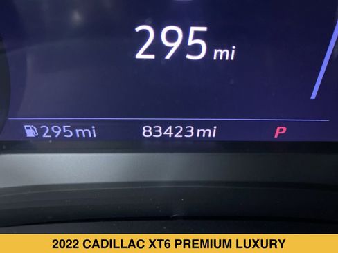 Used 2022 Cadillac XT6 Premium Luxury w/ Technology Package image 7
