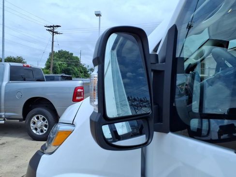 Used 2024 RAM ProMaster 2500 w/ Convenience Group FWD image 22