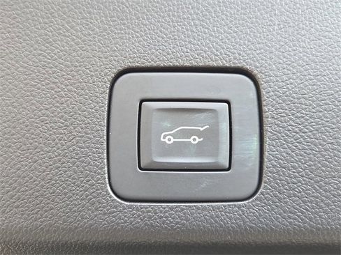 Certified 2023 Buick Encore GX Select w/ Sport Touring Package image 6