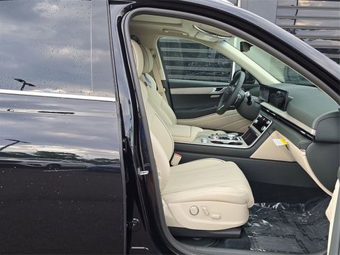 Used 2025 Genesis GV80 2.5T Prestige image 25