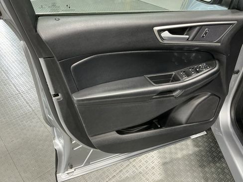 Used 2021 Ford Edge SEL image 30