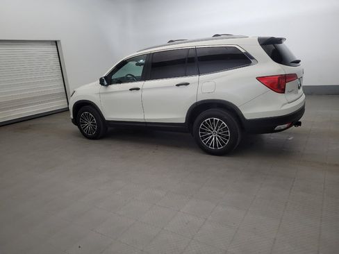 Used 2018 Honda Pilot LX image 3