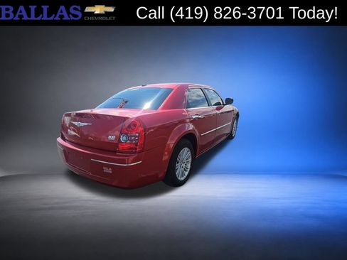 Used 2010 Chrysler 300 Touring Plus RWD image 8