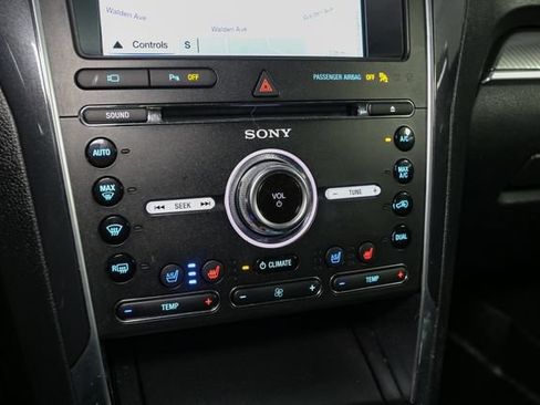 Used 2018 Ford Explorer Sport w/ Equipment Group 401A AWD/4WD image 30