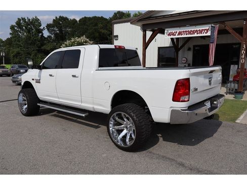 Used 2017 RAM 2500 Big Horn AWD/4WD image 3