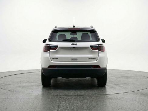 Used 2025 Jeep Compass Limited AWD/4WD image 7