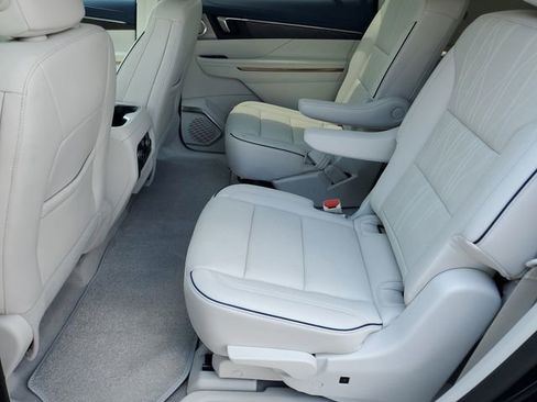 New 2026 Buick Enclave Avenir w/ Super Cruise Package image 21