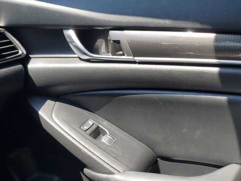 Used 2022 Honda Accord Sport image 29