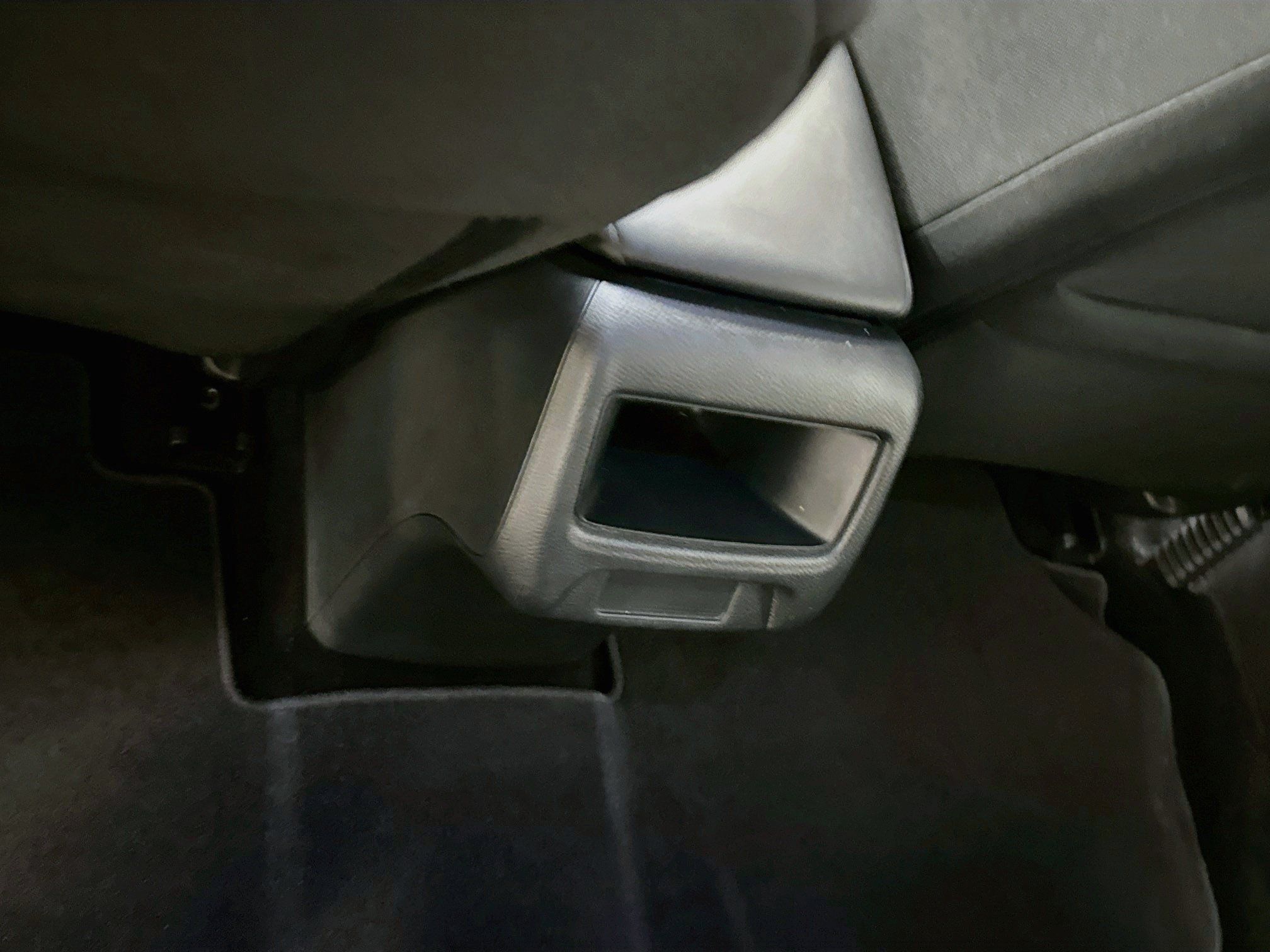 Used 2025 Honda HR-V LX image 27