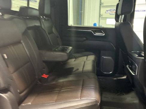 Used 2025 Chevrolet Silverado 2500 High Country image 40