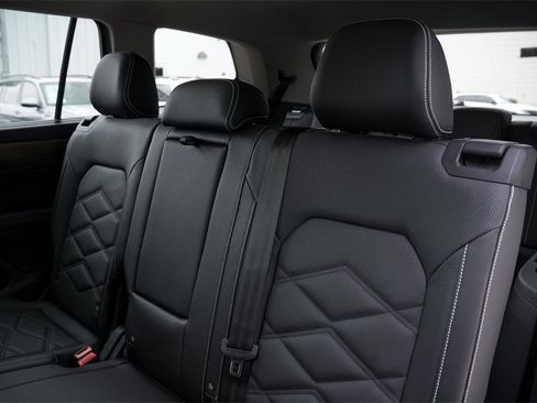 New 2026 Volkswagen Atlas SE image 24