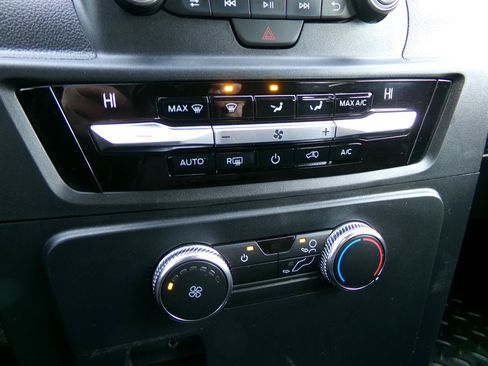 Used 2021 Ford Explorer 4WD Police Interceptor image 22