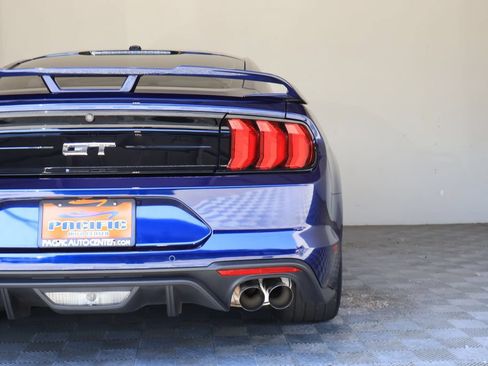 Used 2019 Ford Mustang GT Premium RWD image 12