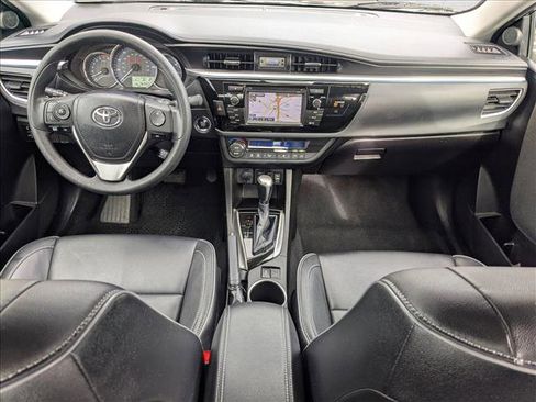 Used 2015 Toyota Corolla LE Premium image 17