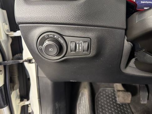 Used 2018 Jeep Compass Trailhawk w/ Leather Interior Group AWD/4WD image 16