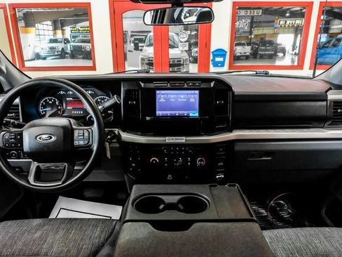 Used 2024 Ford F250 XLT w/ FX4 Off-Road Package AWD/4WD image 14